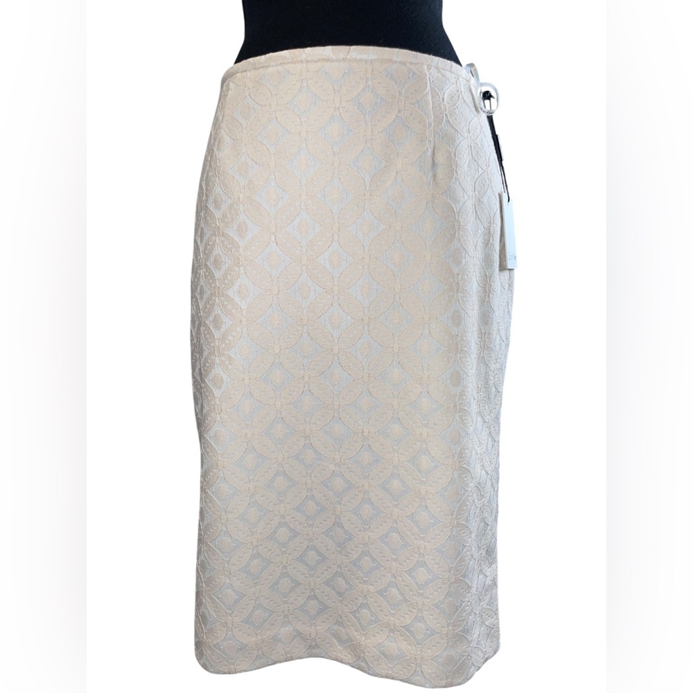 NWT elegant Calvin Klein skirt